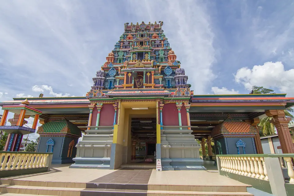 The colourful carved tower gateway of the Sri Siva Subramaniya Hindu temple in Nadi