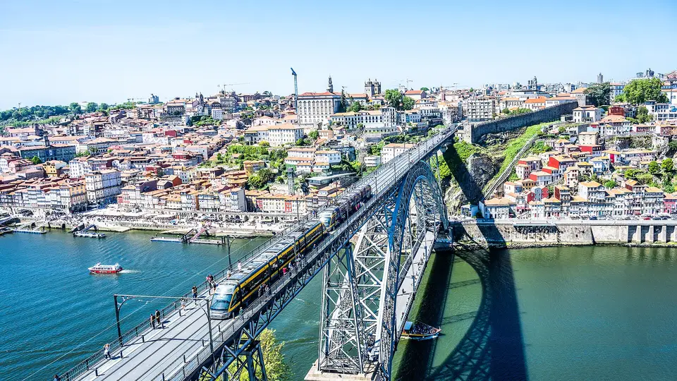 The Dom Luís I bridge over the Douro with Porto's Ribeira district behind