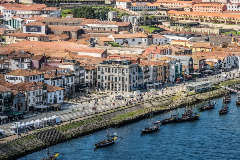 Riverside houses and quays of the Ribeira district on the Douro in Porto