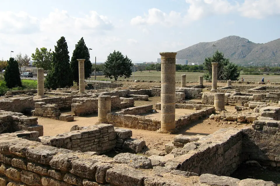 Stone walls and columns of the Roman city of Pollentia, just outside Alcúdia